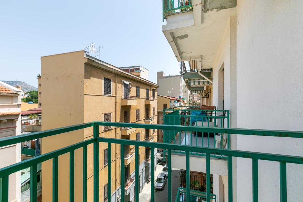 Villa Malfitano & Stazione Lolli Cozy Apartment Palermo Exterior foto
